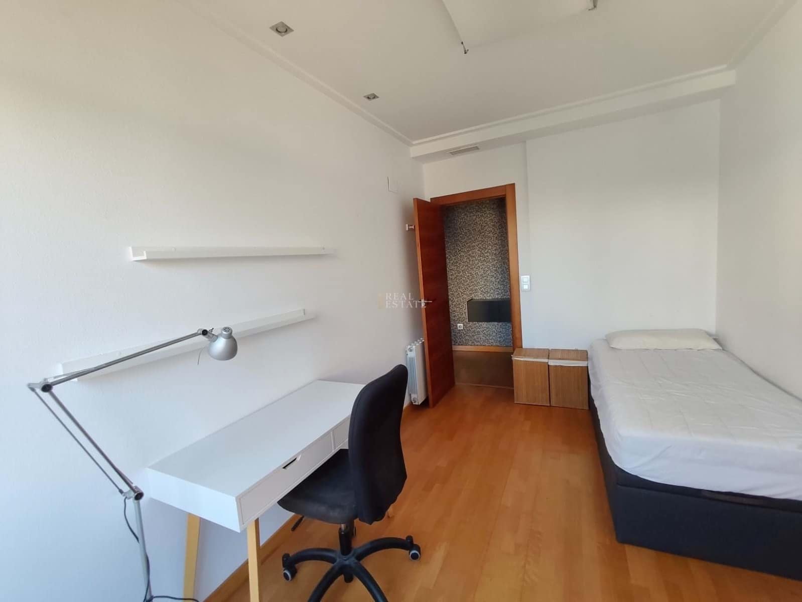 2 bedroom Apartment for sale in Elche / Elx with pool garage - € 295,000 (Ref: 9450033)