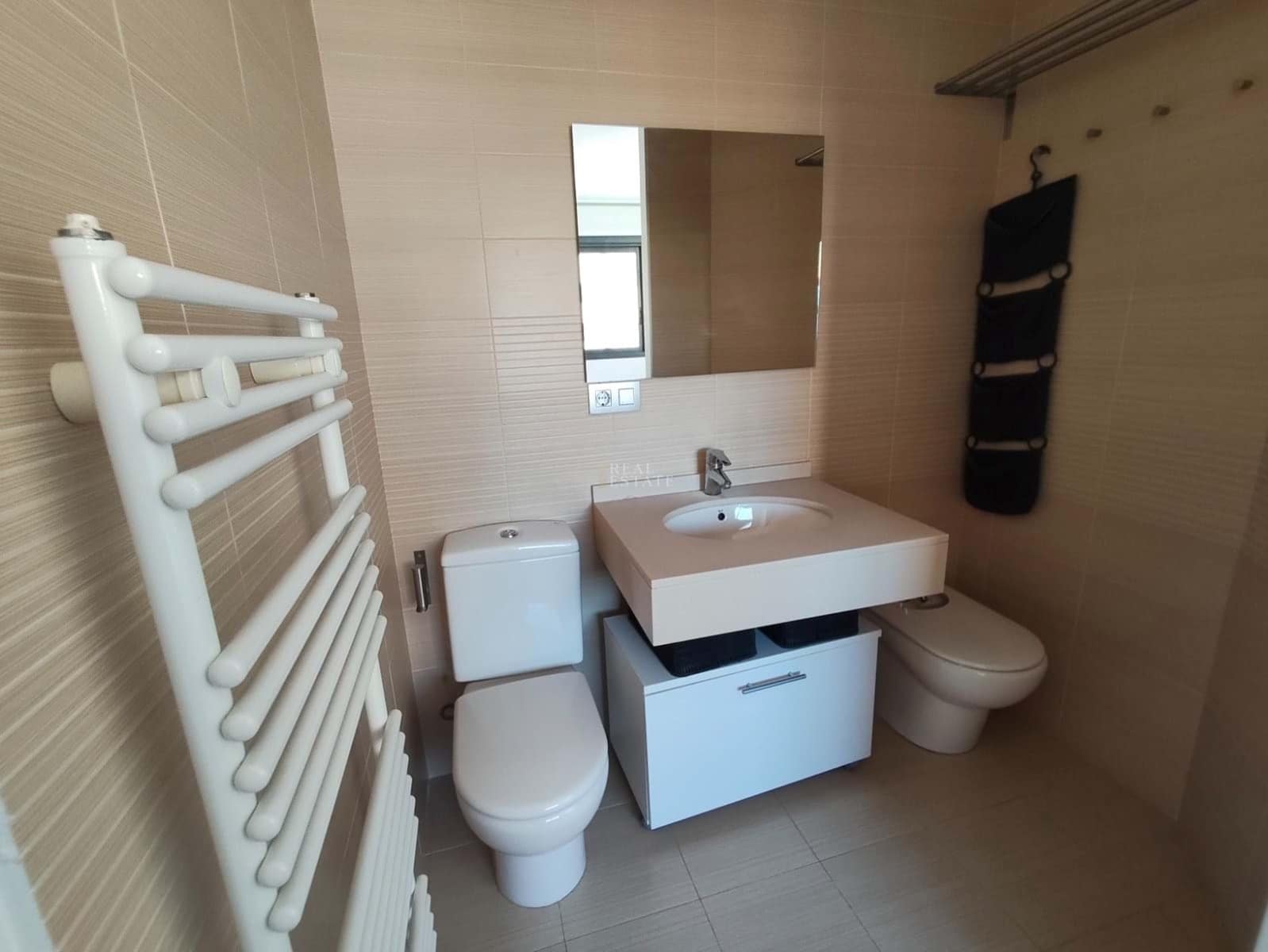 2 bedroom Apartment for sale in Elche / Elx with pool garage - € 295,000 (Ref: 9450033)