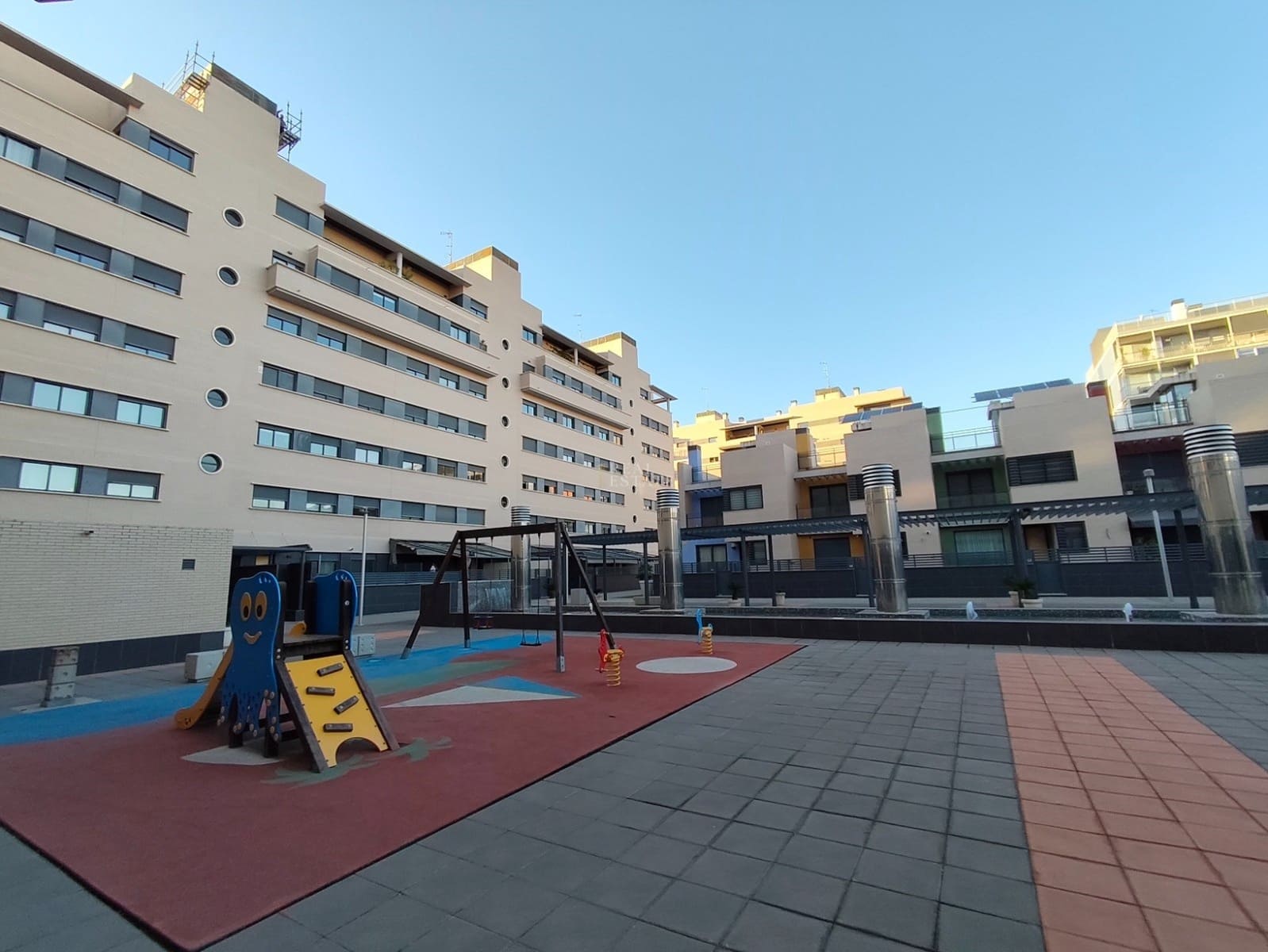 2 bedroom Apartment for sale in Elche / Elx with pool garage - € 295,000 (Ref: 9450033)