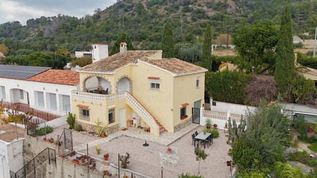 3 bedroom Villa for sale in Adsubia, Javea / Xàbia with garage - € 259,900 (Ref: 9451454)