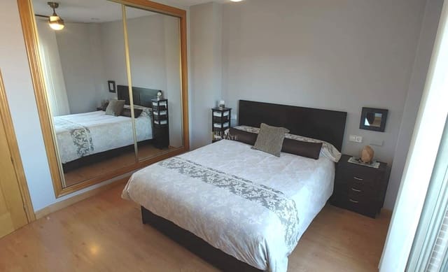 Apartamento de 4 habitaciones en Murcia ciudad en venta - 300.000 € (Ref: 9454757)