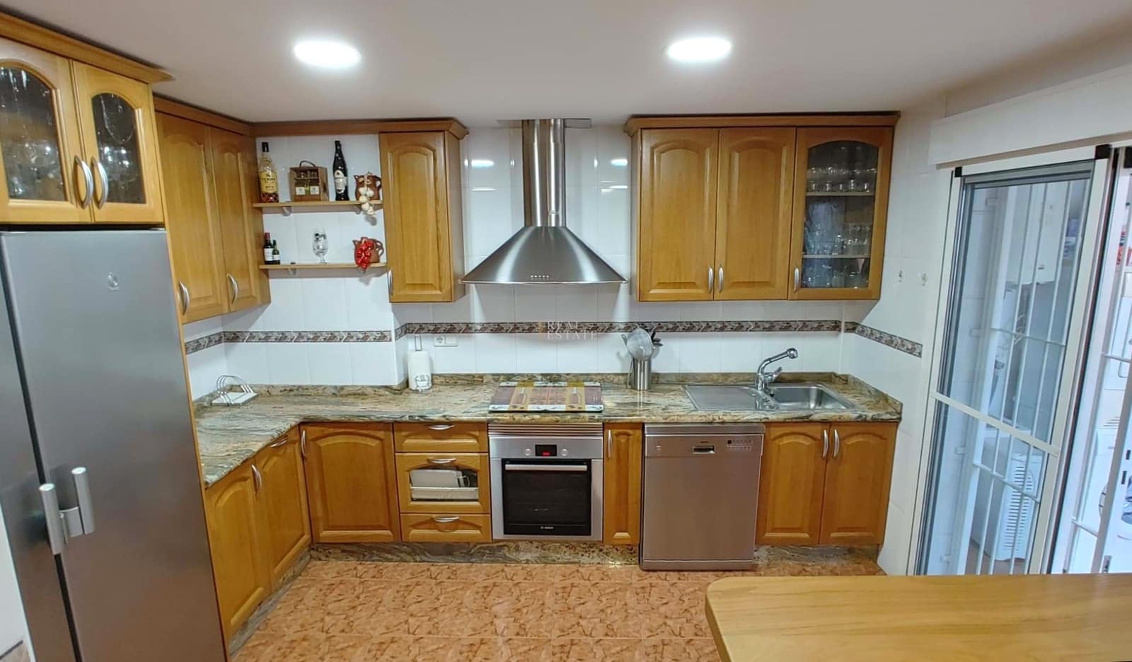 Apartamento de 4 habitaciones en Murcia ciudad en venta con garaje - 300.000 € (Ref: 9454757)