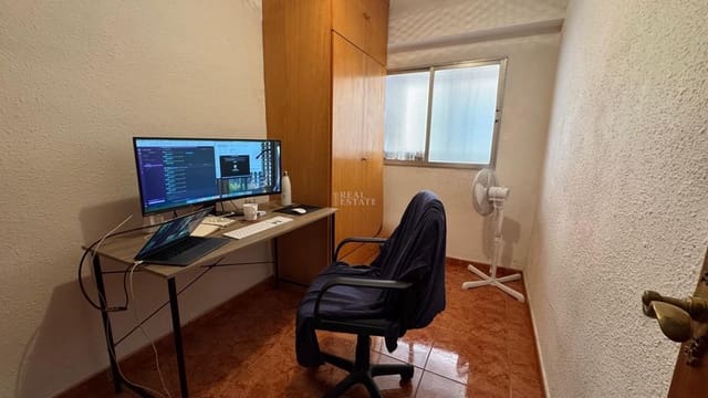 3 sovrum Lägenhet till salu i Alicante stad - 150 000 € (Ref: 9454893)