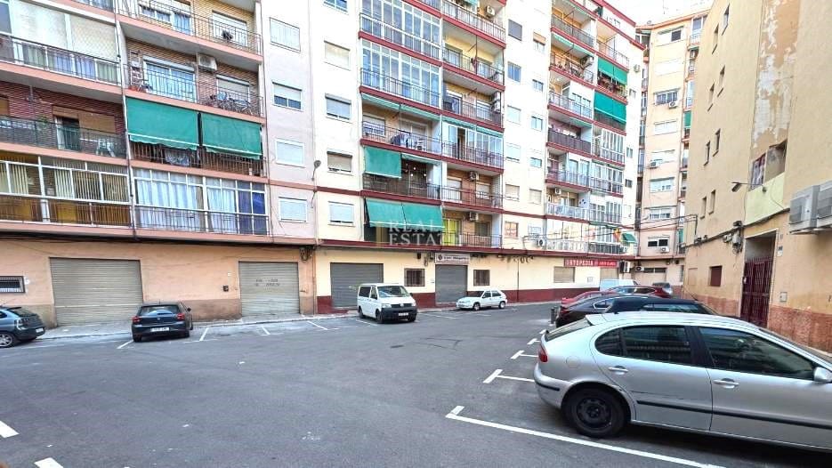 3 sovrum Lägenhet till salu i Alicante stad - 150 000 € (Ref: 9454893)