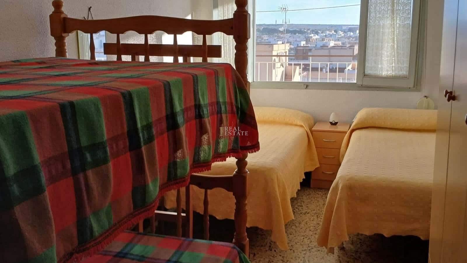 3 bedroom Apartment for sale in Santa Pola - € 320,000 (Ref: 9460761)