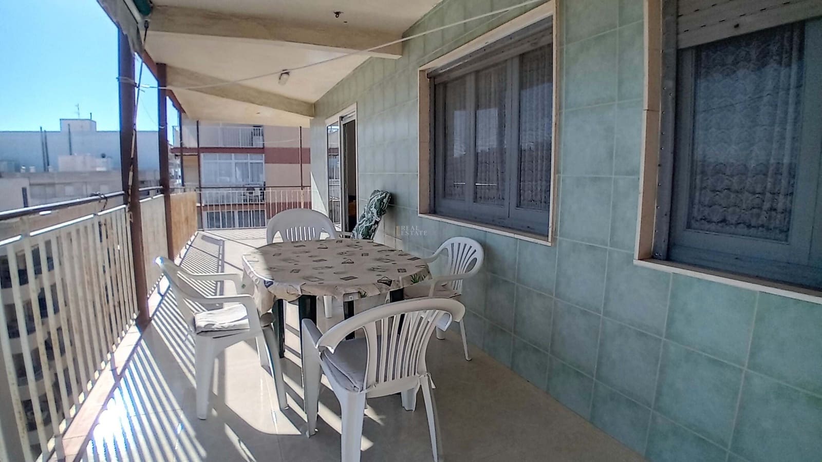 Apartamento de 3 habitaciones en Santa Pola en venta - 320.000 € (Ref: 9460761)