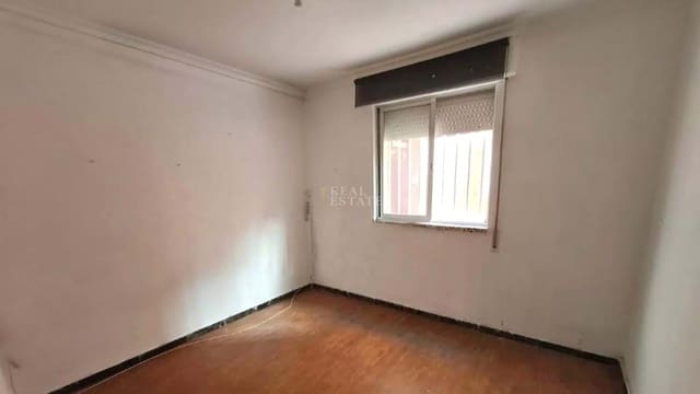 Apartamento de 3 habitaciones en Cartagena en venta - 105.000 € (Ref: 9462864)