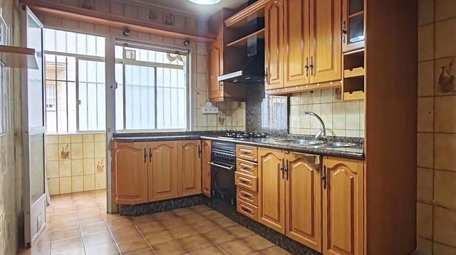 Apartamento de 3 habitaciones en Cartagena en venta - 105.000 € (Ref: 9462864)
