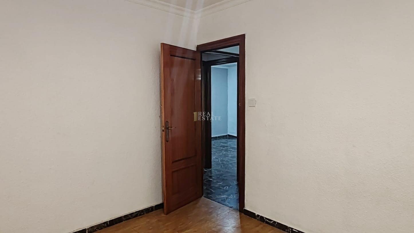 3 bedroom Apartment for sale in Cartagena - € 105,000 (Ref: 9462864)