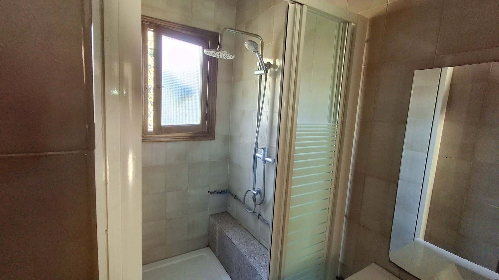 5 makuuhuone Huvila myytävänä paikassa Muchamiel / Mutxamel - 650 000 € (Ref: 9466037)