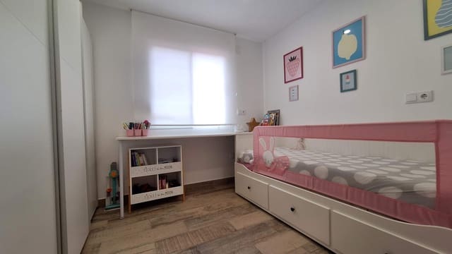 3 Zimmer Apartment zu verkaufen in San Fulgencio mit Pool Garage - 291.000 € (Ref: 9470008)