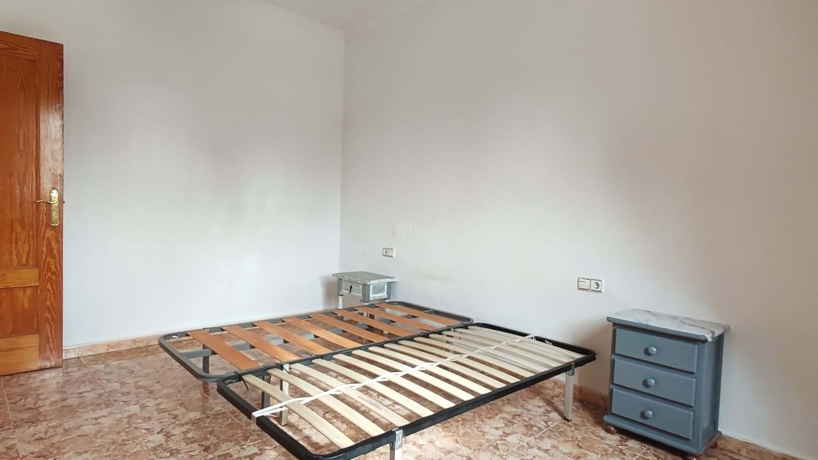 Casa de 3 habitaciones en Los Nietos en venta - 130.000 € (Ref: 9470537)