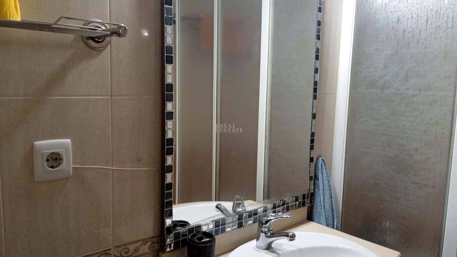 Apartamento de 2 habitaciones en Santa Pola en venta con garaje - 180.000 € (Ref: 9470706)