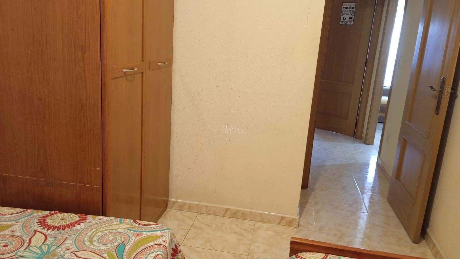 Apartamento de 2 habitaciones en Santa Pola en venta con garaje - 180.000 € (Ref: 9470706)