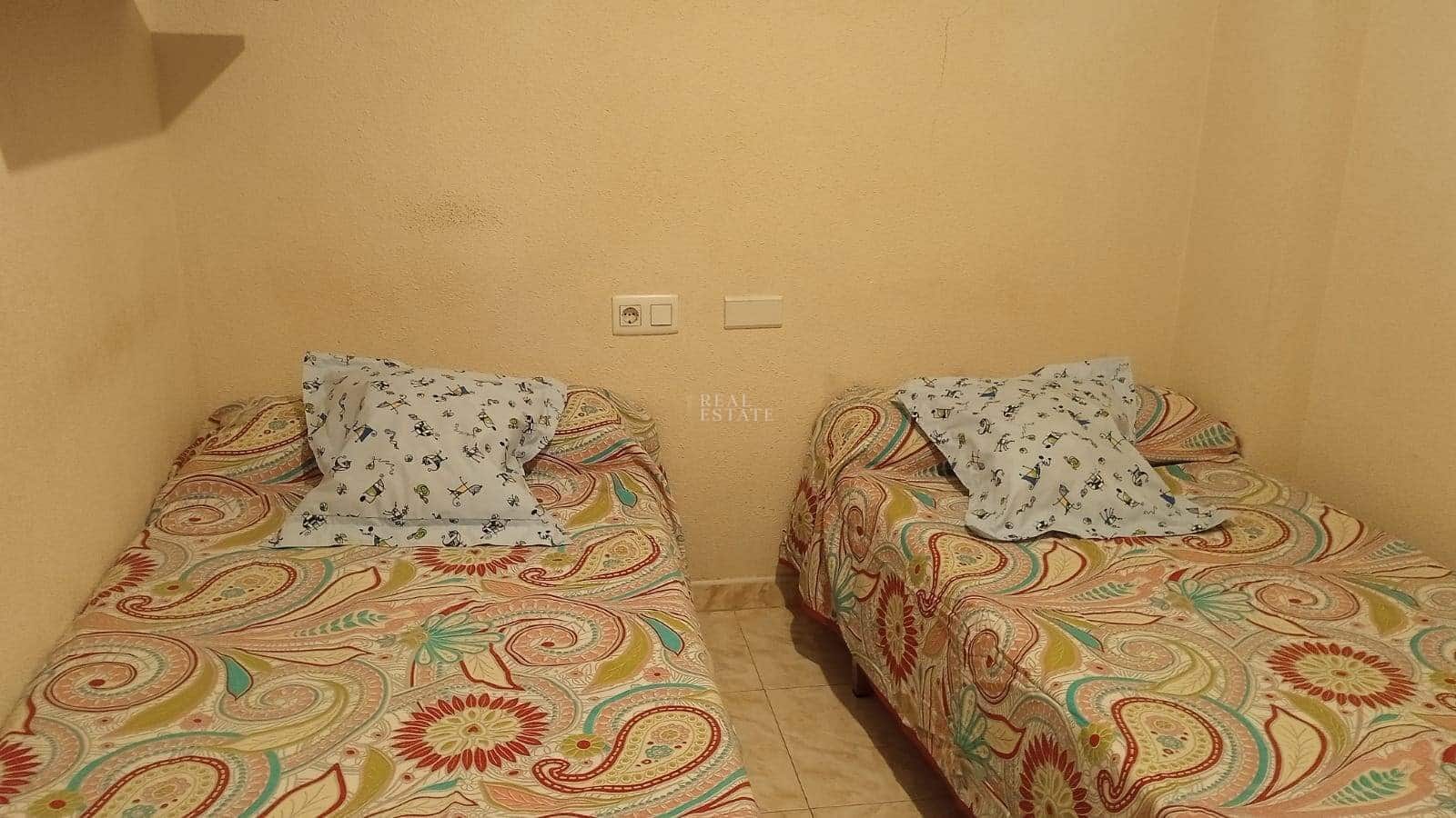 Apartamento de 2 habitaciones en Santa Pola en venta con garaje - 180.000 € (Ref: 9470706)