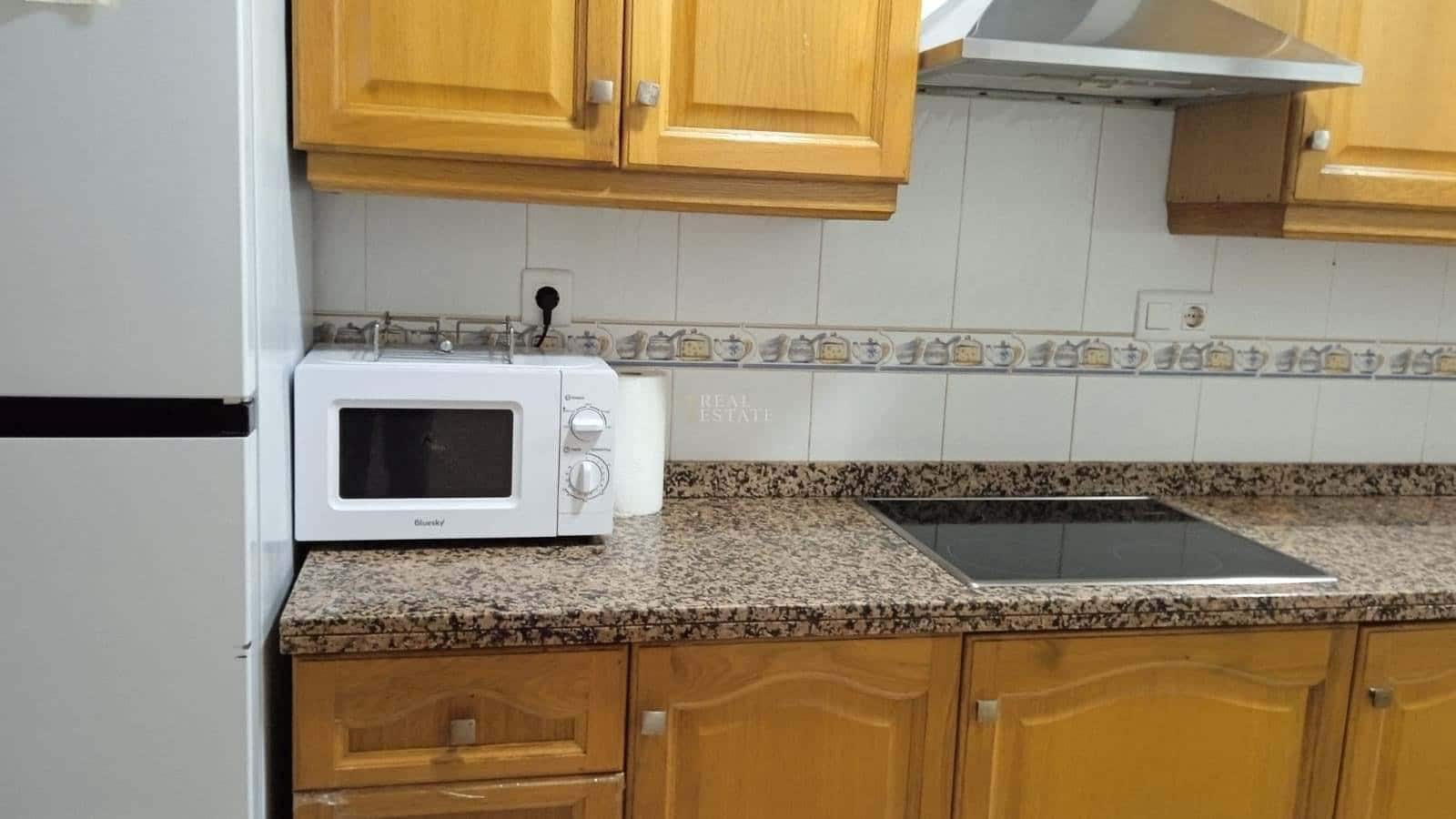 Apartamento de 2 habitaciones en Santa Pola en venta con garaje - 180.000 € (Ref: 9470706)