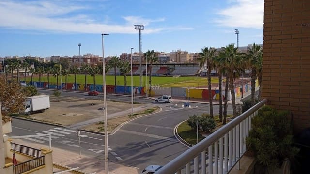 Apartamento de 2 habitaciones en Santa Pola en venta con garaje - 180.000 € (Ref: 9470706)