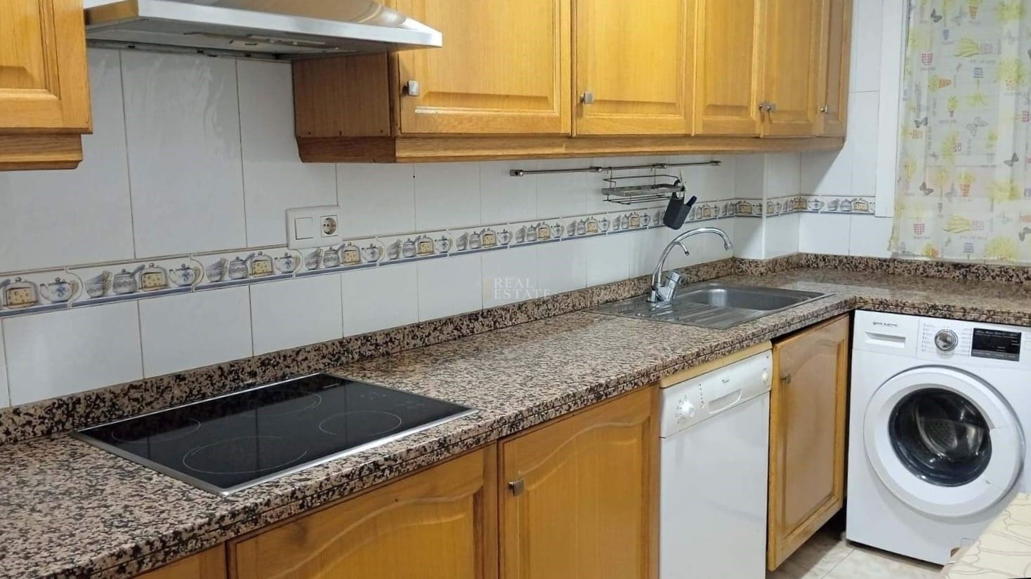 Apartamento de 2 habitaciones en Santa Pola en venta con garaje - 180.000 € (Ref: 9470706)