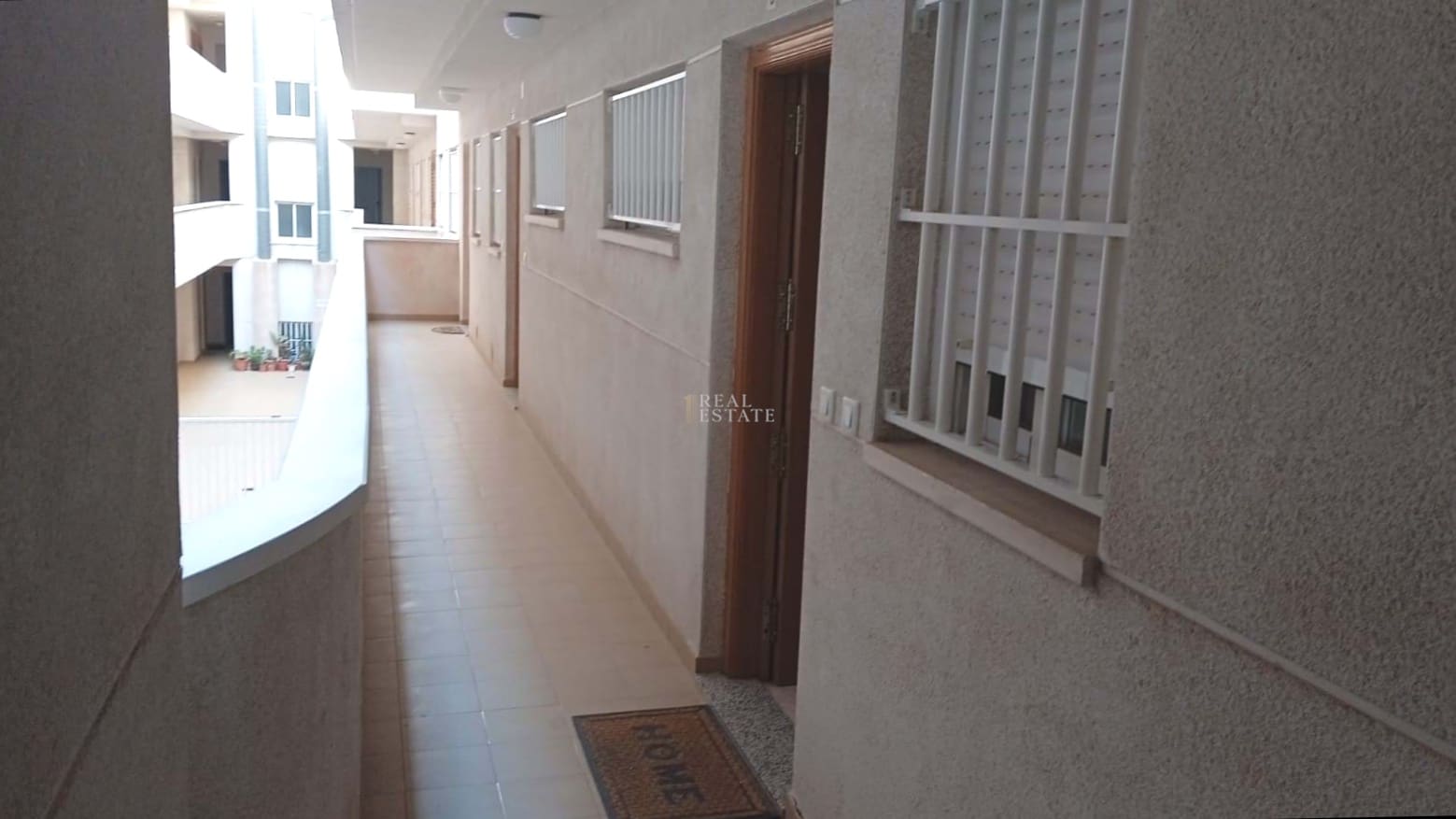 Apartamento de 2 habitaciones en Santa Pola en venta con garaje - 180.000 € (Ref: 9470706)