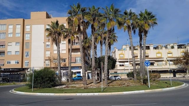 Apartamento de 2 habitaciones en Santa Pola en venta con garaje - 180.000 € (Ref: 9470706)