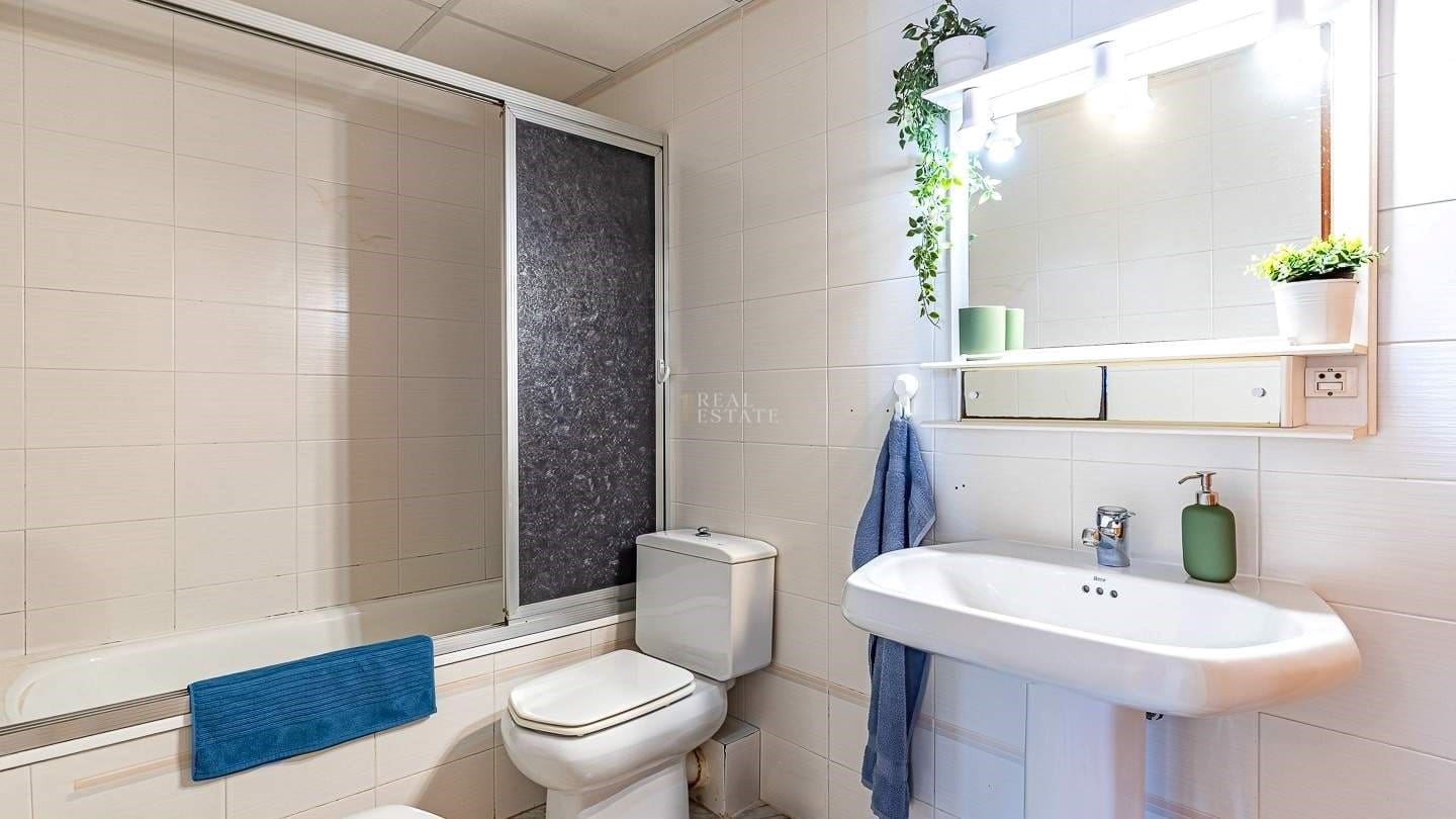 3 slaapkamer Appartement te koop in La Manga del Mar Menor met garage - € 199.000 (Ref: 9473433)