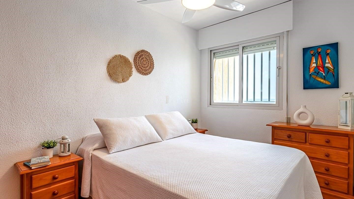 3 slaapkamer Appartement te koop in La Manga del Mar Menor met garage - € 199.000 (Ref: 9473433)