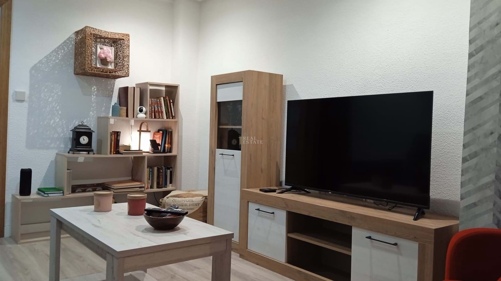 4 bedroom Apartment for sale in Elche / Elx - € 160,000 (Ref: 9481466)