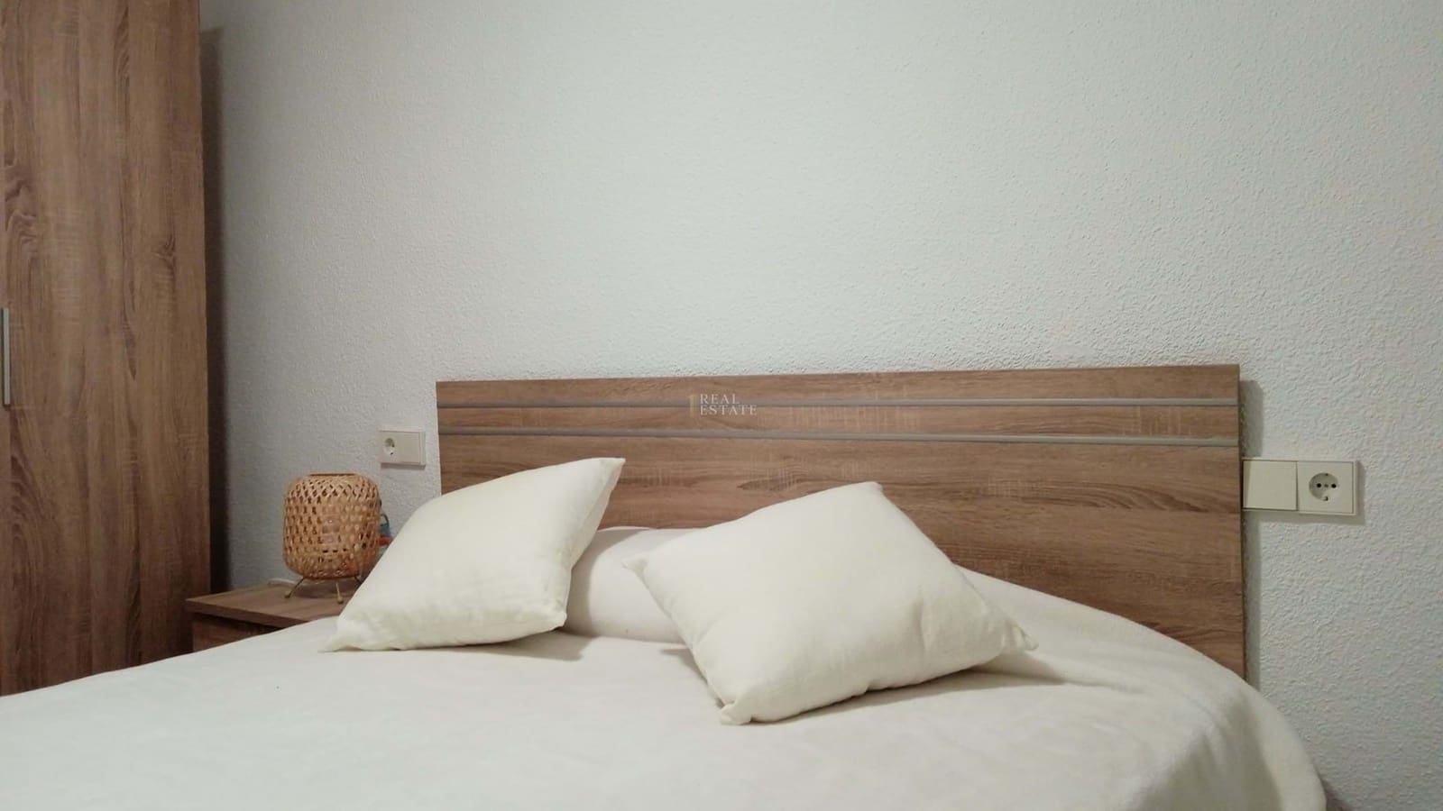 4 bedroom Apartment for sale in Elche / Elx - € 160,000 (Ref: 9481466)