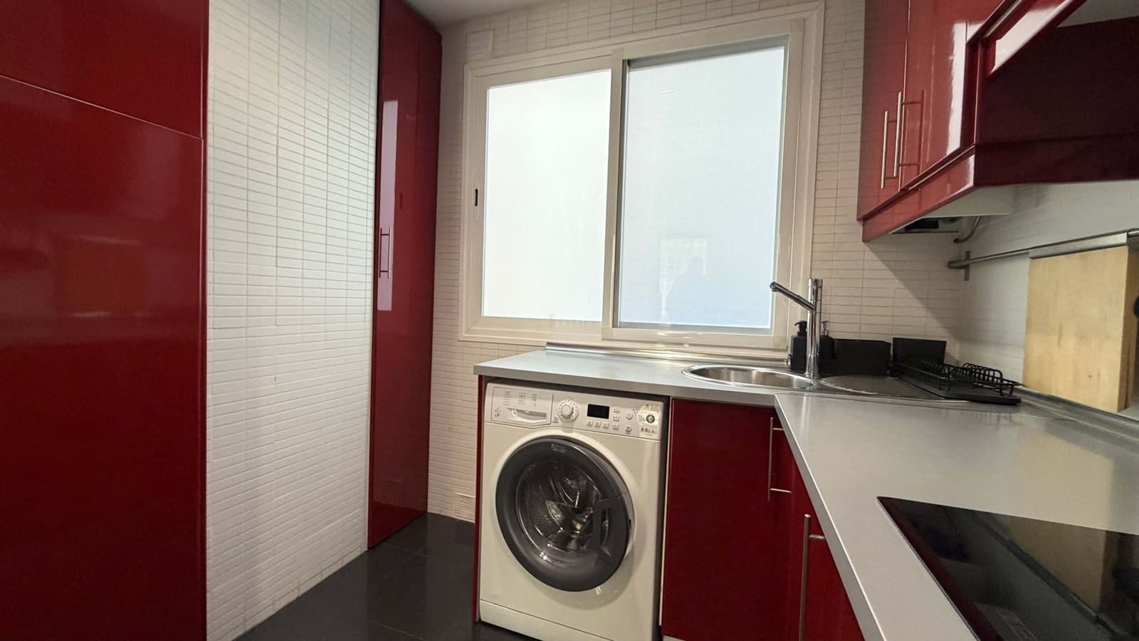 2 Zimmer Apartment zu verkaufen in Alicante / Alacant Stadt - 215.000 € (Ref: 9493942)