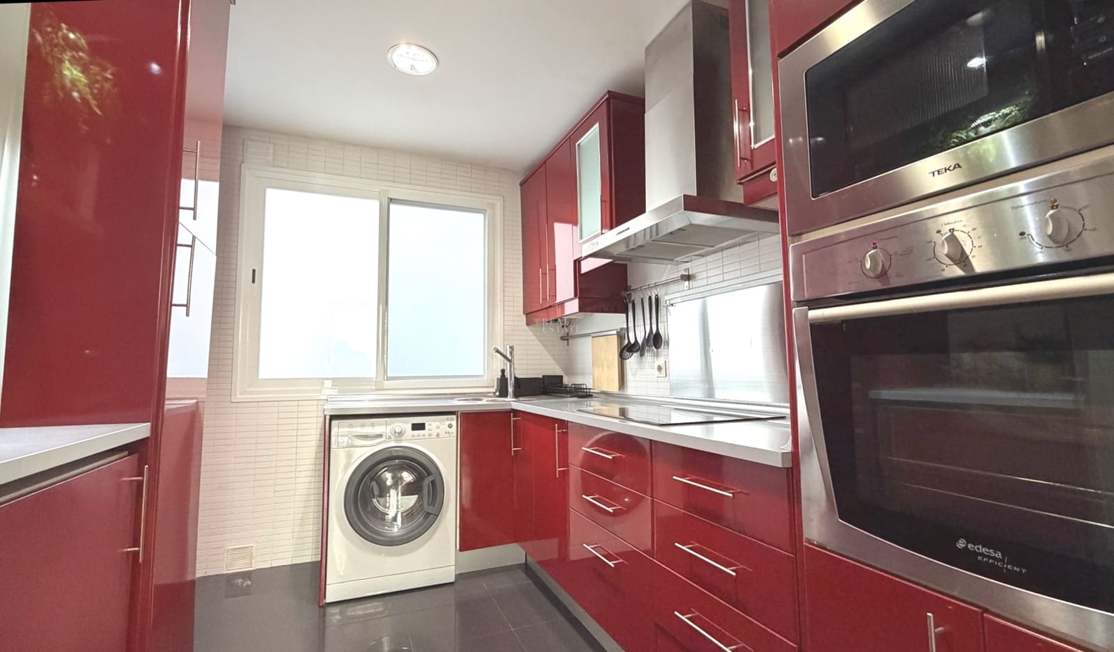 2 Zimmer Apartment zu verkaufen in Alicante / Alacant Stadt - 215.000 € (Ref: 9493942)