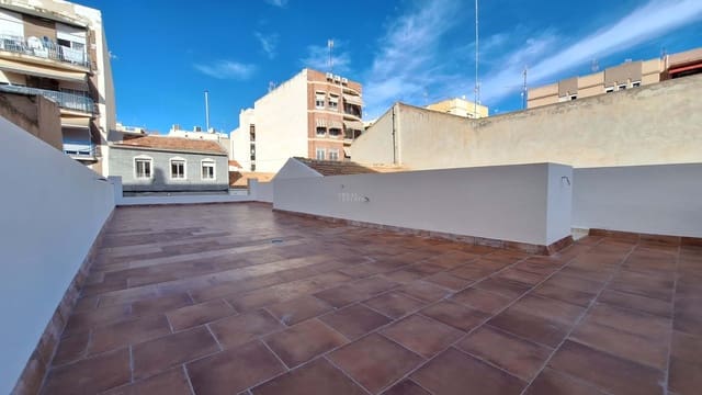 Casa de 3 habitaciones en Elche / Elx en venta - 186.000 € (Ref: 9496500)