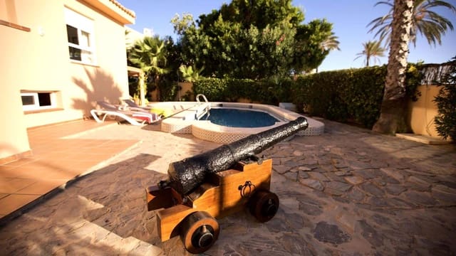 10 chambre Villa/Maison à vendre à La Manga del Mar Menor avec piscine garage - 1 500 000 € (Ref: 9503547)