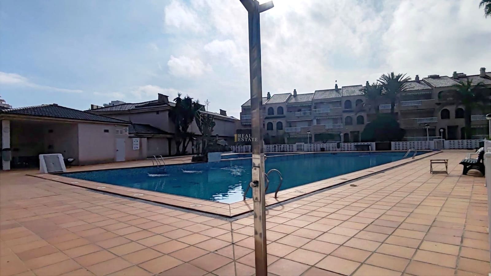 2 chambre Appartement à vendre à La Manga del Mar Menor avec piscine garage - 230 000 € (Ref: 9503548)