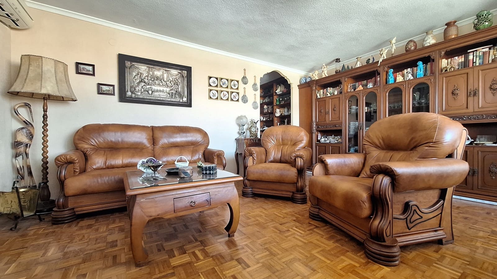 4 Zimmer Apartment zu verkaufen in Alicante / Alacant Stadt mit Pool Garage - 390.000 € (Ref: 9523485)