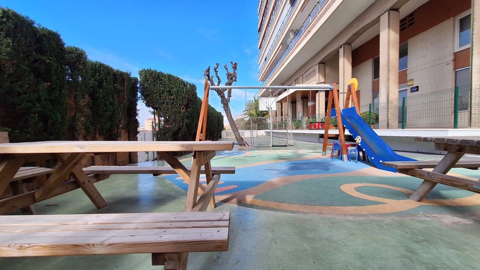 4 Zimmer Apartment zu verkaufen in Alicante / Alacant Stadt mit Pool Garage - 390.000 € (Ref: 9523485)