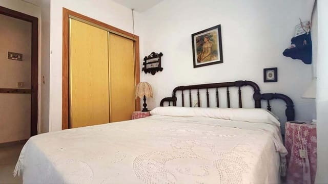 3 makuuhuone Huoneisto myytävänä paikassa La Manga del Mar Menor mukana uima-altaan 
autotalli - 167 900 € (Ref: 9539915)