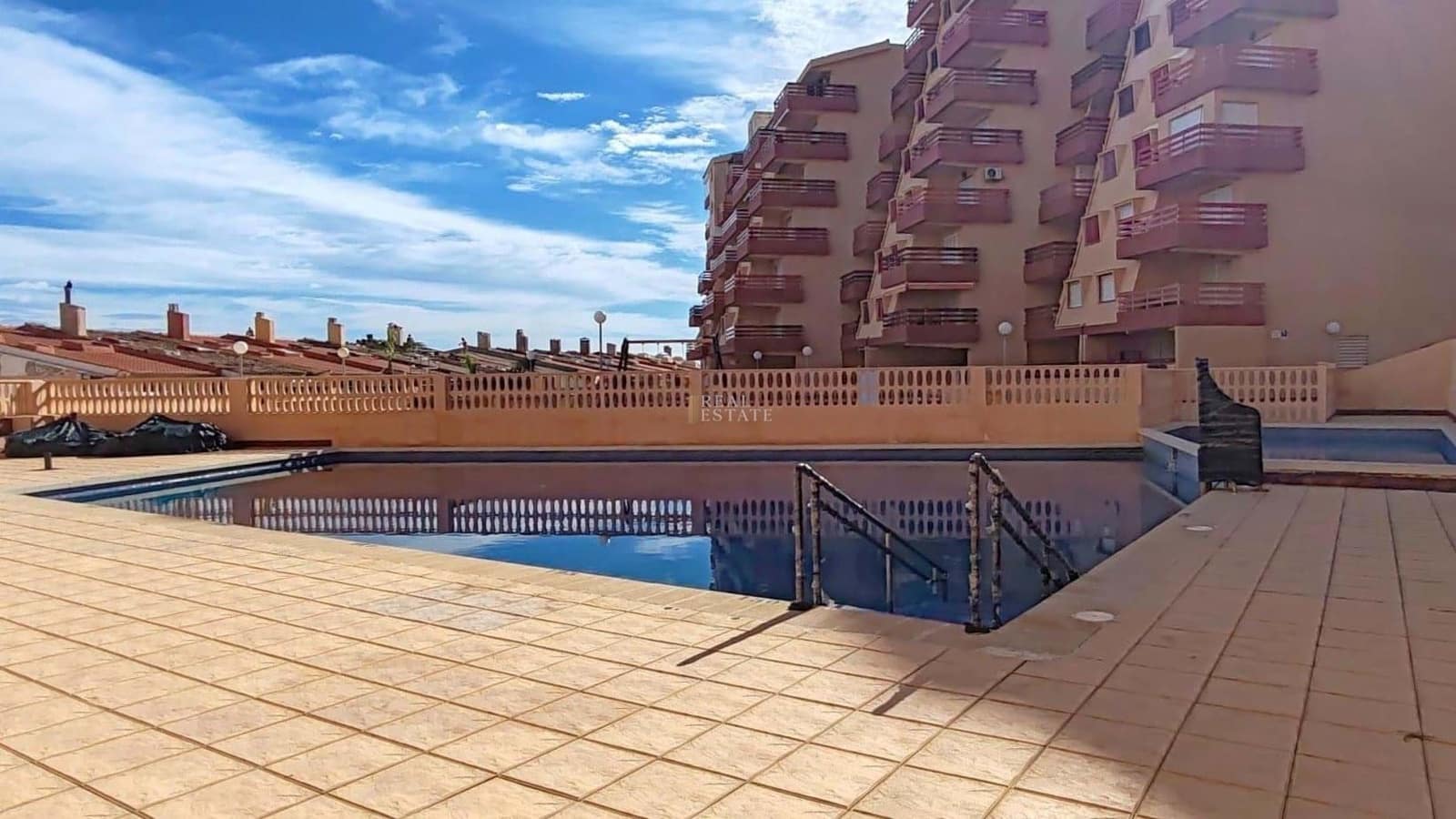 3 makuuhuone Huoneisto myytävänä paikassa La Manga del Mar Menor mukana uima-altaan 
autotalli - 167 900 € (Ref: 9539915)