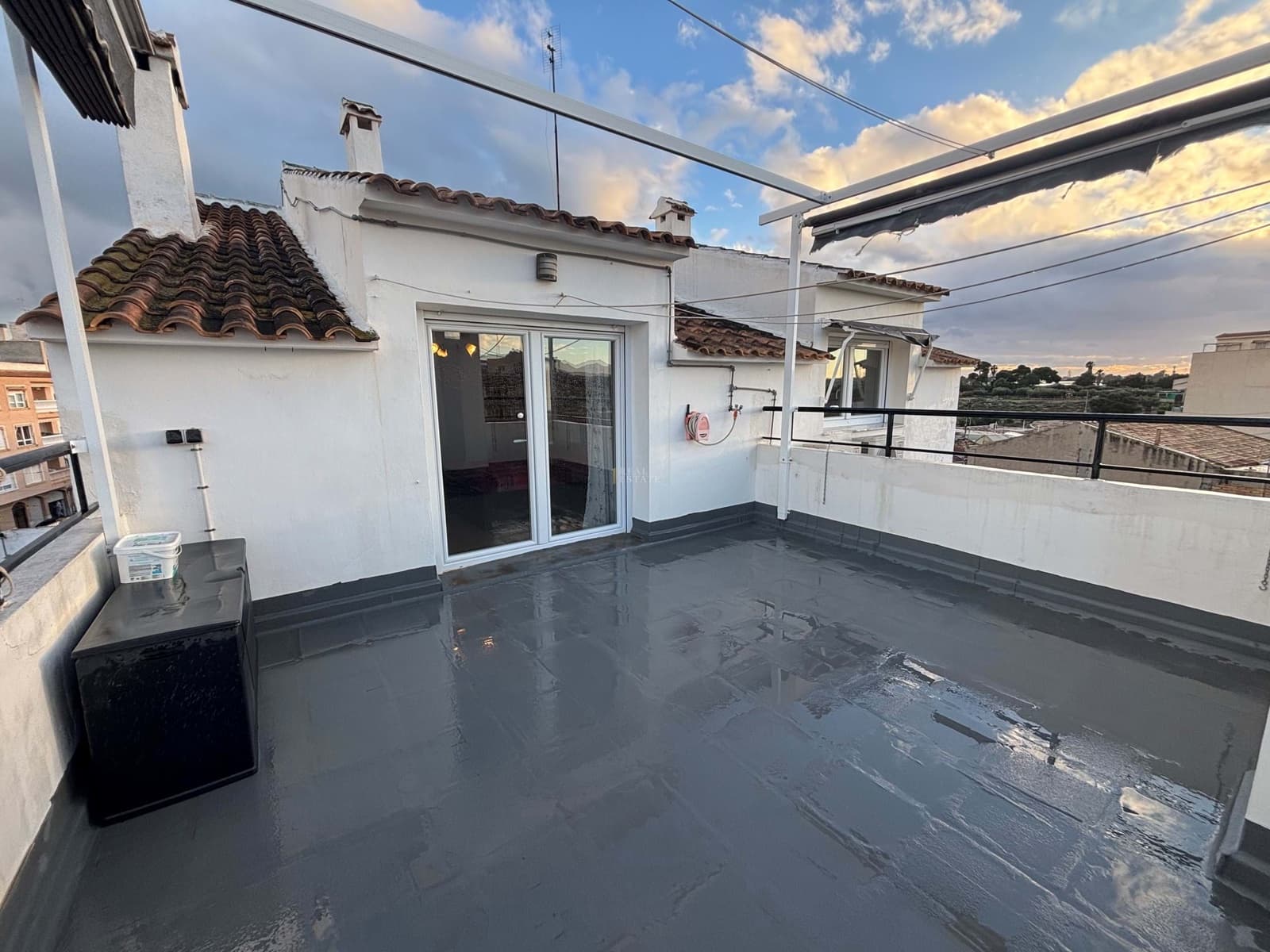 3 makuuhuone Kattohuoneisto myytävänä paikassa El Campello - 324 900 € (Ref: 9548619)