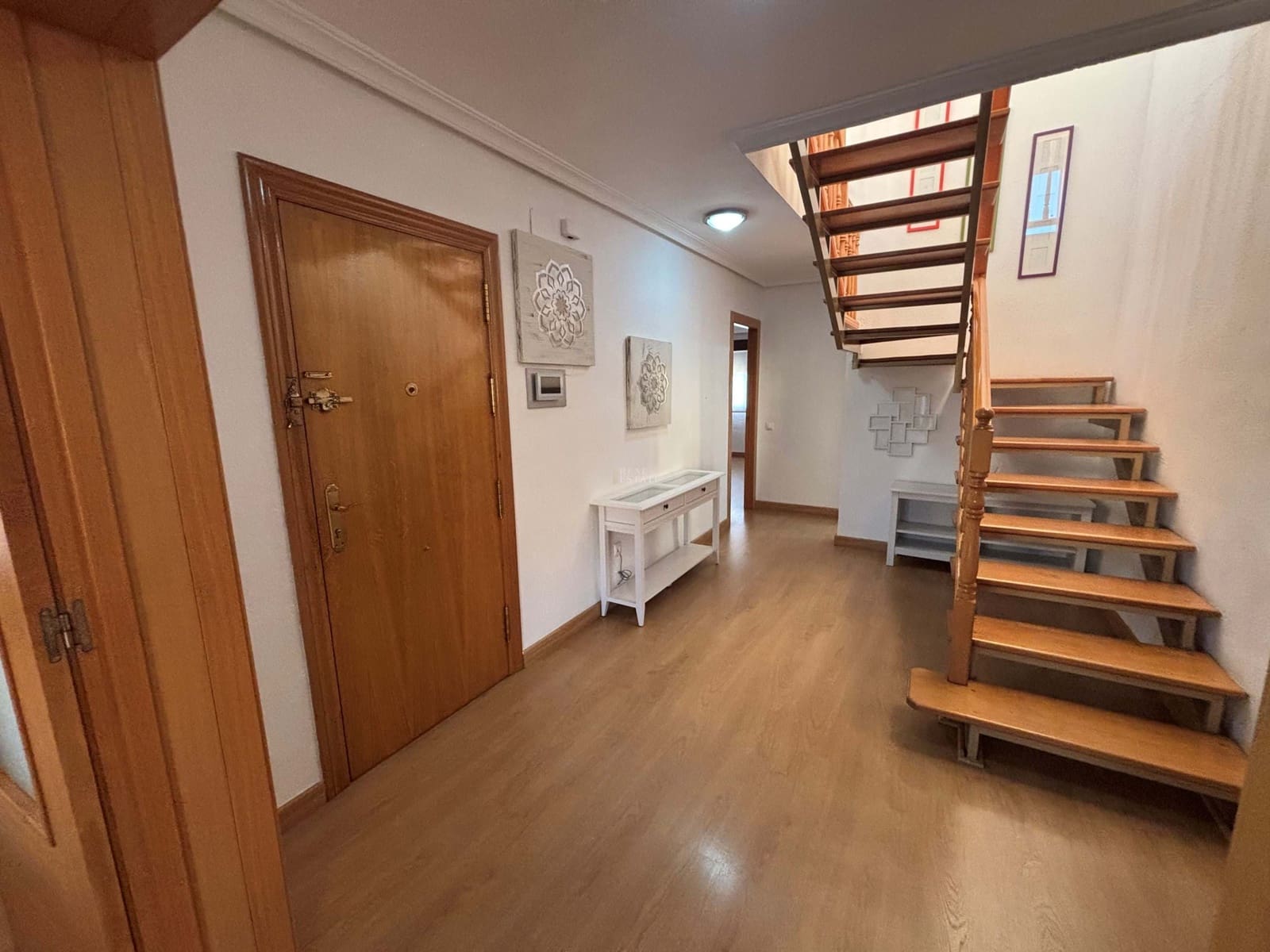 3 makuuhuone Kattohuoneisto myytävänä paikassa El Campello - 324 900 € (Ref: 9548619)