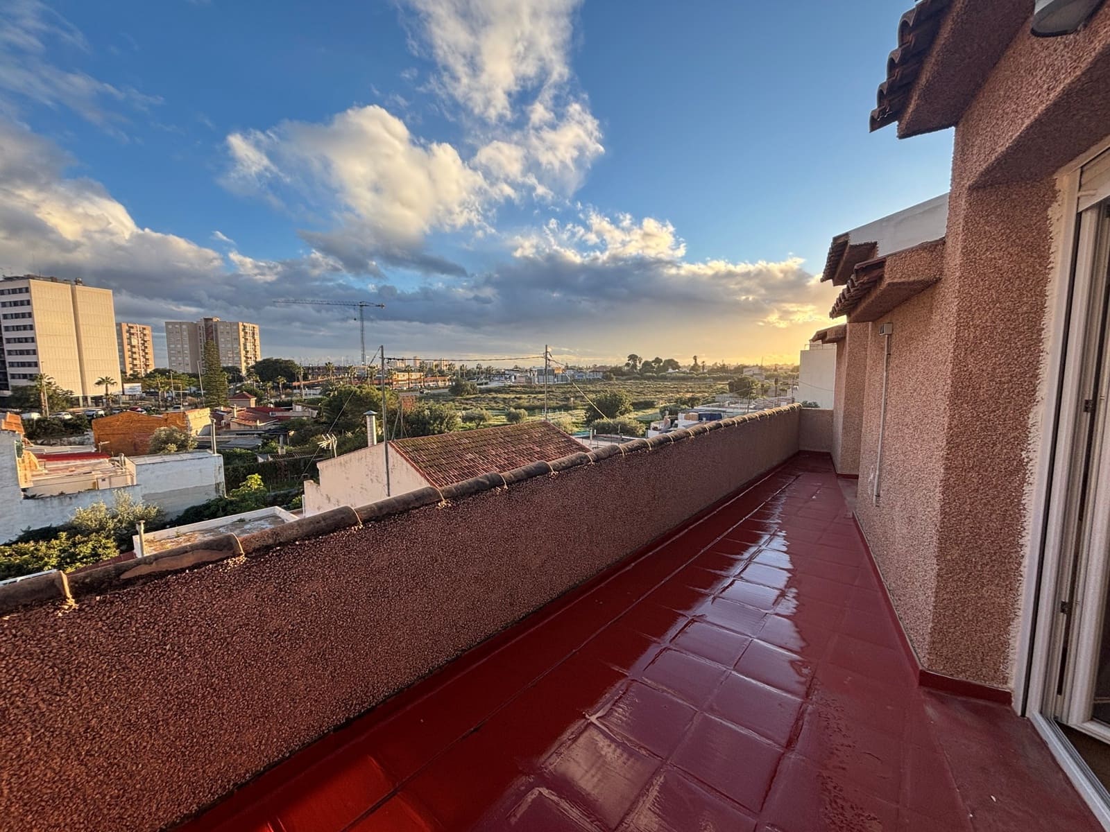 3 makuuhuone Kattohuoneisto myytävänä paikassa El Campello - 324 900 € (Ref: 9548619)