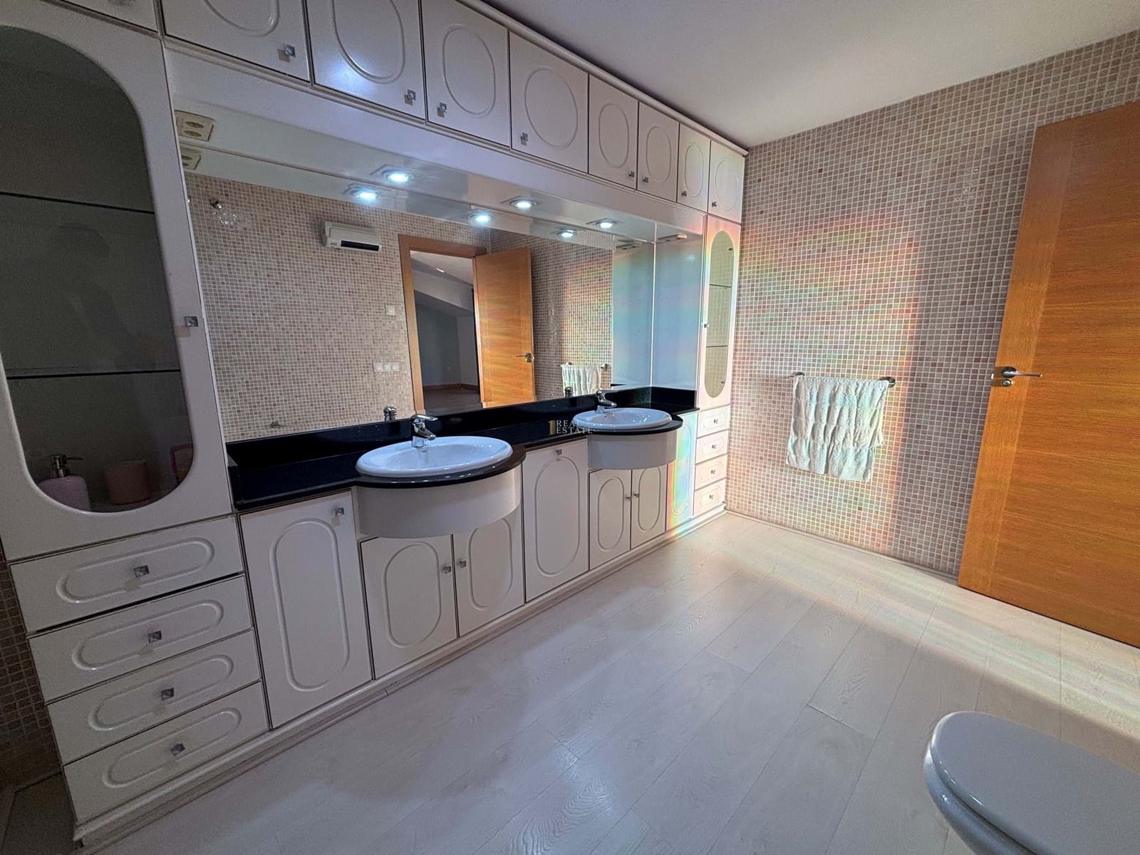 3 makuuhuone Kattohuoneisto myytävänä paikassa El Campello - 324 900 € (Ref: 9548619)