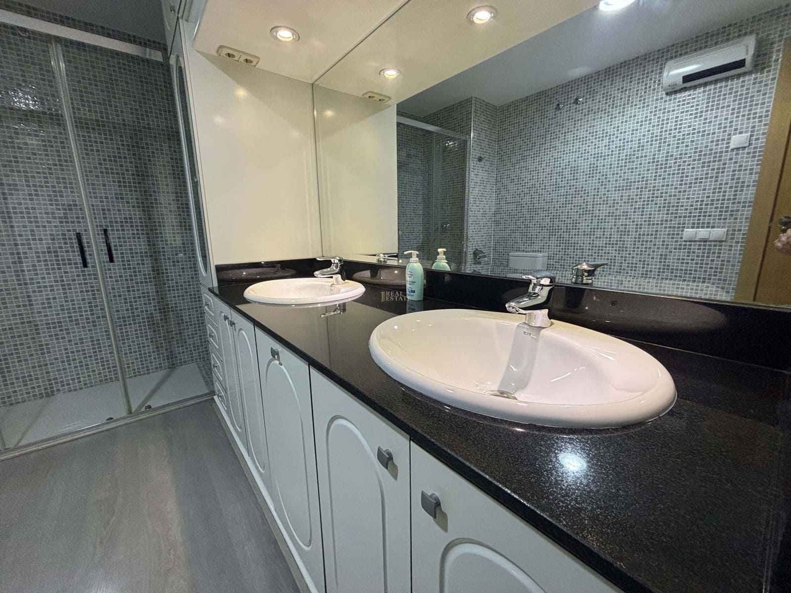 3 makuuhuone Kattohuoneisto myytävänä paikassa El Campello - 324 900 € (Ref: 9548619)