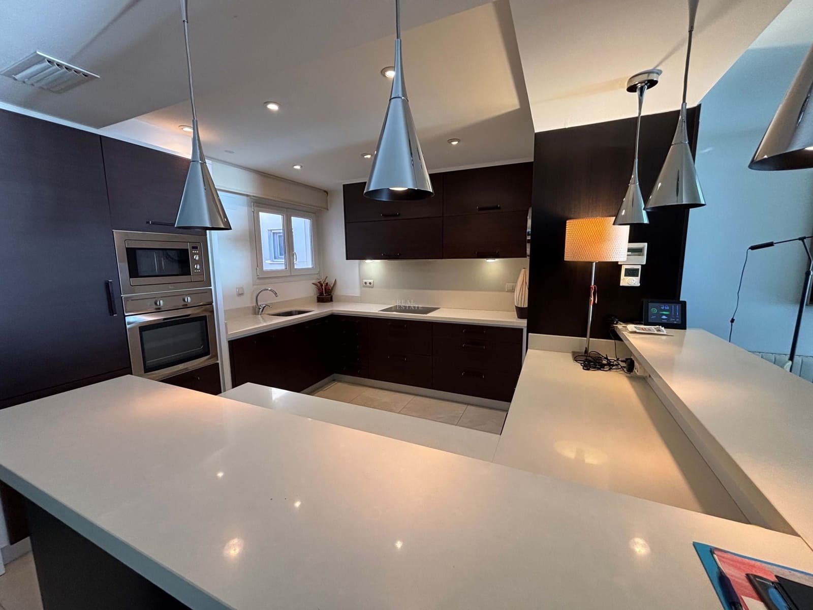 1 chambre Appartement à vendre à El Campello avec garage - 1 200 000 € (Ref: 9559766)