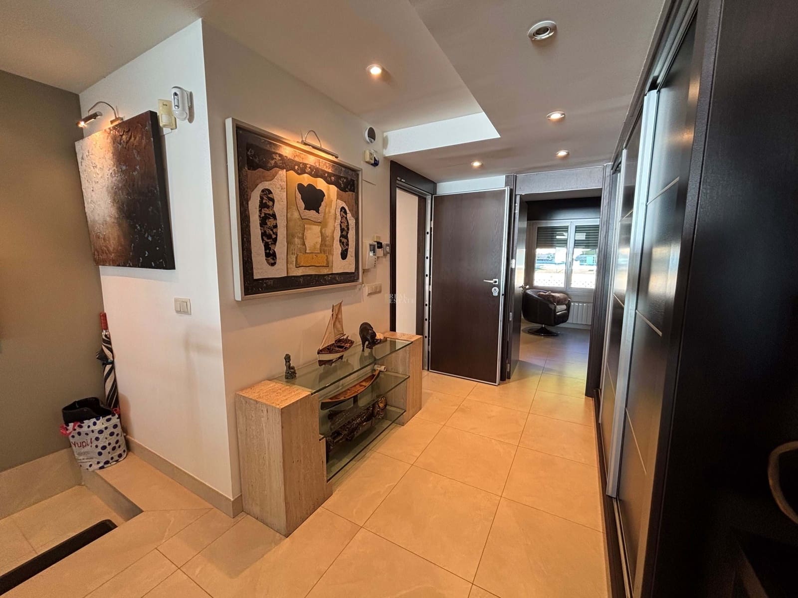 1 chambre Appartement à vendre à El Campello avec garage - 1 200 000 € (Ref: 9559766)