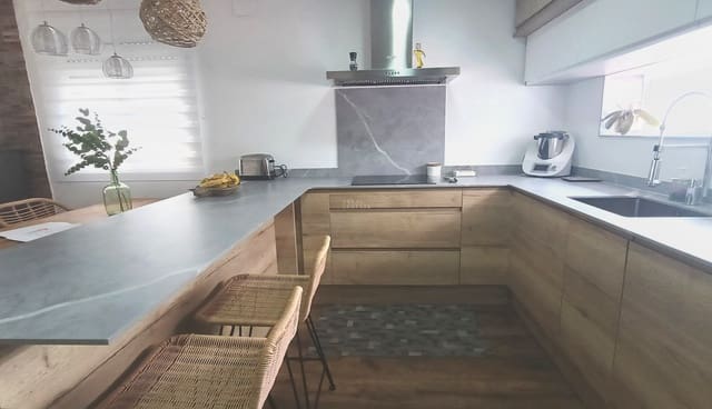 4 chambre Villa/Maison à vendre à Elche / Elx avec piscine - 365 000 € (Ref: 9559905)