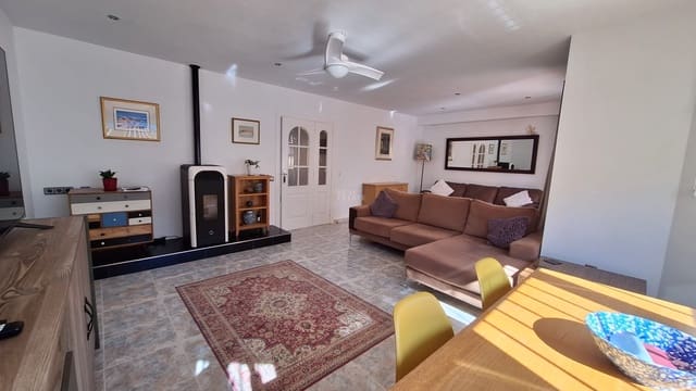 4 soveværelse Villa til salg i Alfaz del Pi / L'Alfàs del Pi med swimmingpool garage - € 495.000 (Ref: 9570244)