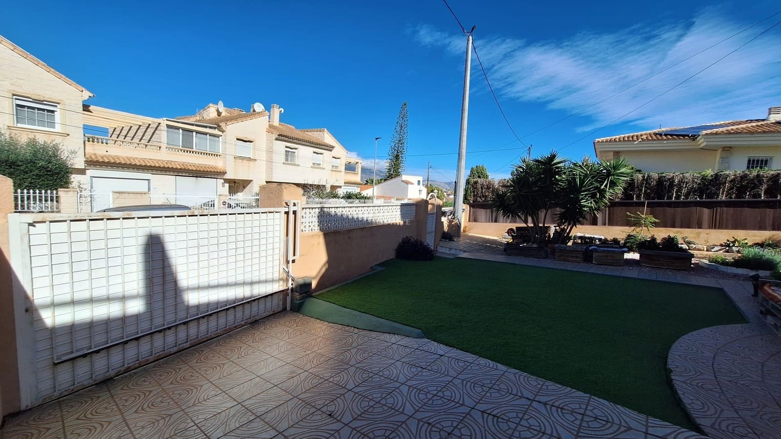 4 soveværelse Villa til salg i Alfaz del Pi / L'Alfas del Pi med swimmingpool garage - € 495.000 (Ref: 9570244)