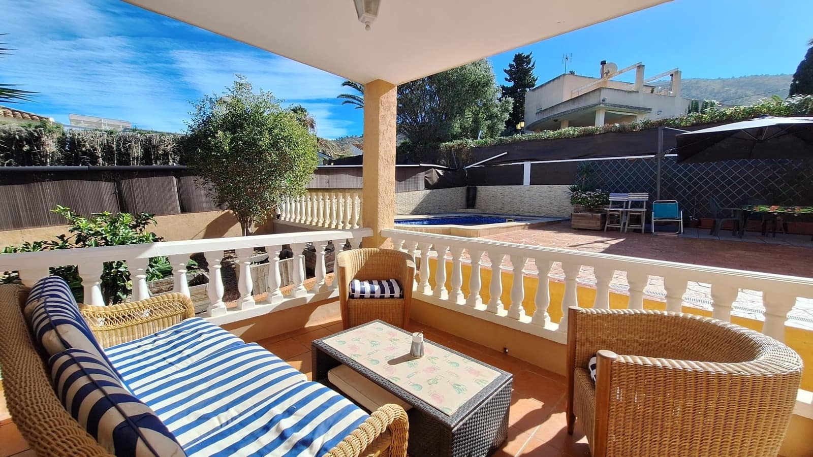 4 soveværelse Villa til salg i Alfaz del Pi / L'Alfas del Pi med swimmingpool garage - € 495.000 (Ref: 9570244)