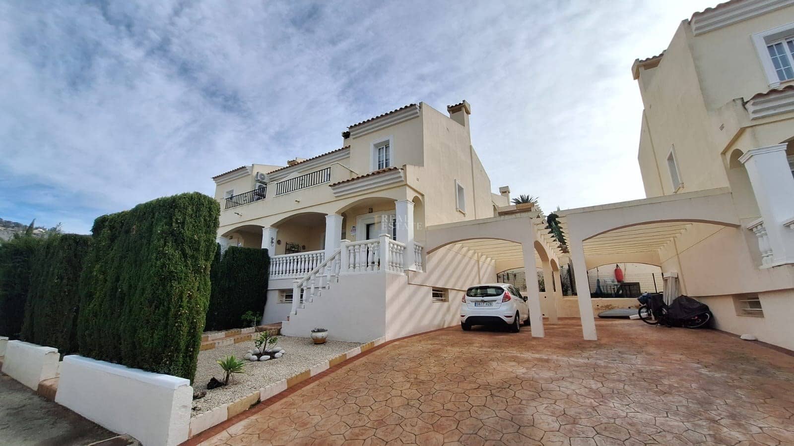 3 soverom Hus til salgs i Calpe / Calp med svømmebasseng - € 279 950 (Ref: 9570348)