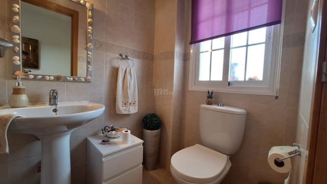 3 soverom Hus til salgs i Calpe / Calp med svømmebasseng - € 279 950 (Ref: 9570348)